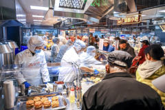 物美超市正在野阳区的东坝恒大店取丰台区的洋